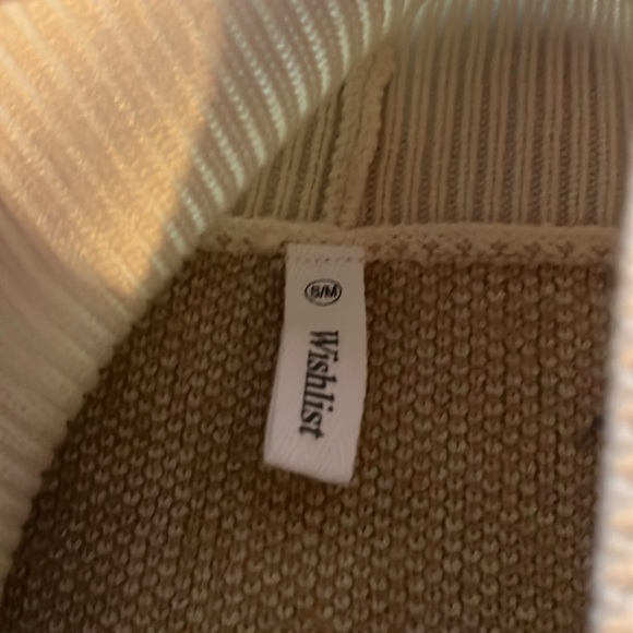 Cream sweater with tan wool stars - Picture 4 of 4